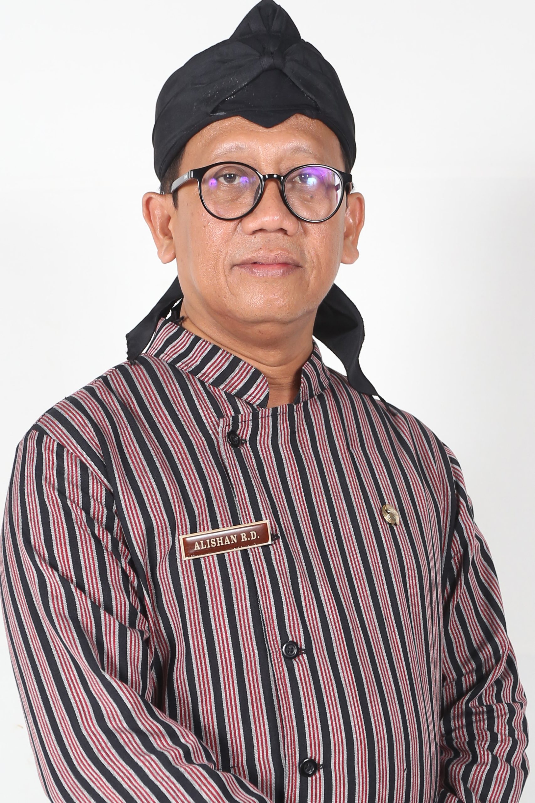 ALISHAN RIAN DARMAWAN, S.Pd