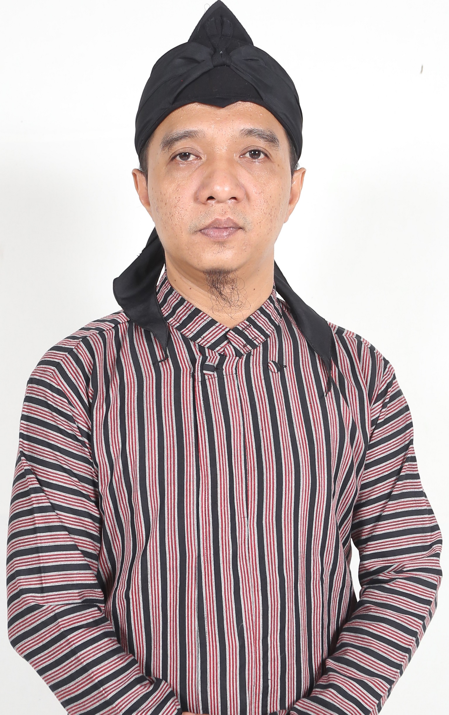 AHMAD SAMSUL FAJARI, S.Pd