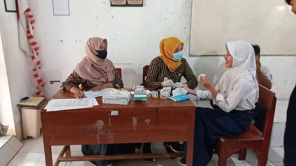 kegiatan Sosialisasi PHBS dan skrining PTM SMPN 10 Tegal 4