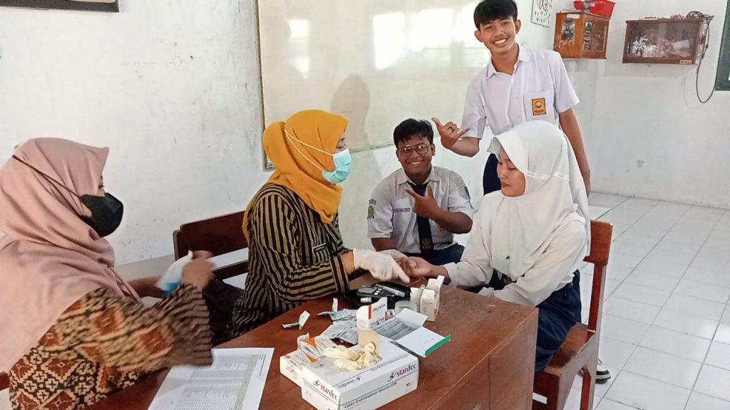 kegiatan Sosialisasi PHBS dan skrining PTM SMPN 10 Tegal 3