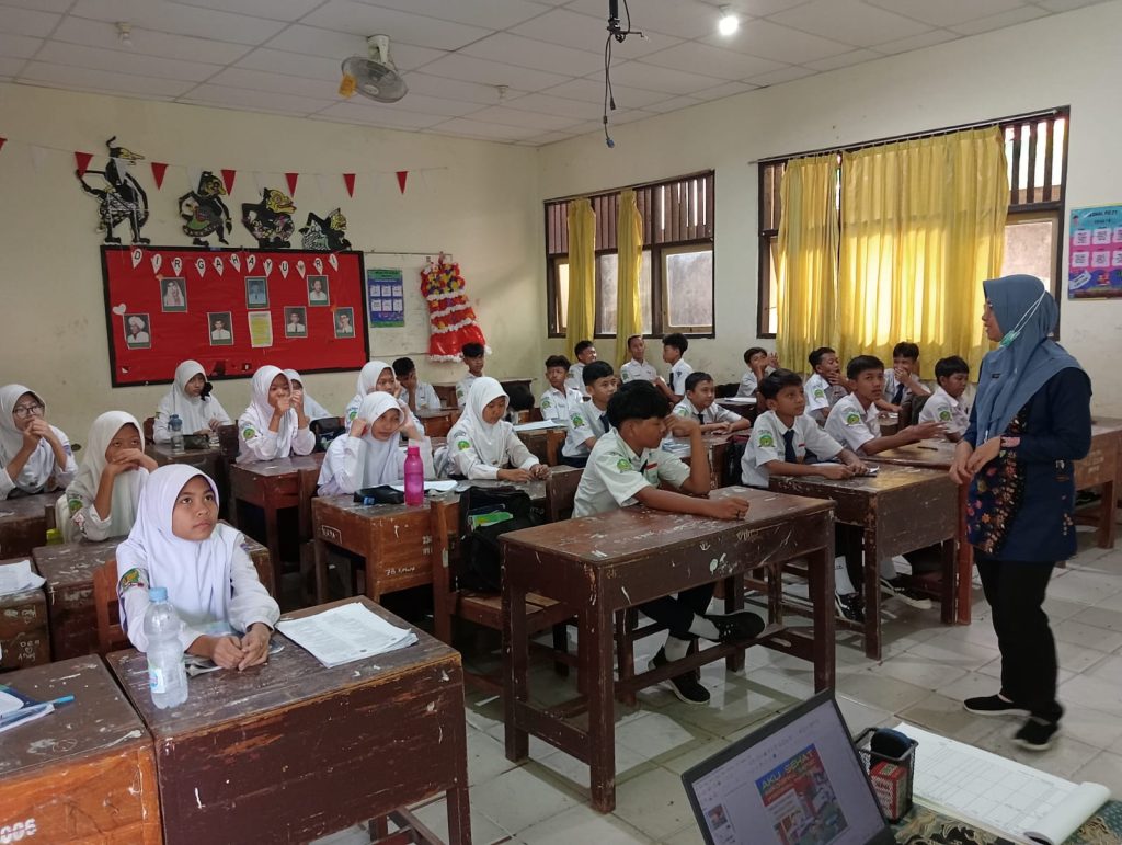 kegiatan Sosialisasi PHBS dan skrining PTM SMPN 10 Tegal 2
