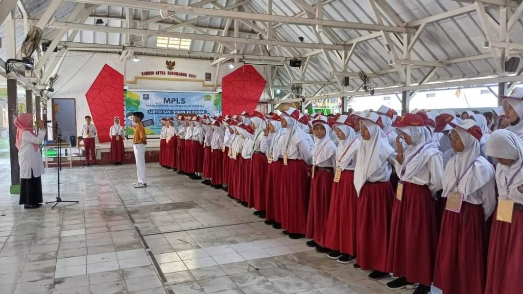 MASA PENGENALAN LINGKUNGAN SEKOLAH (MPLS) SMP NEGERI 10 TEGAL TAHUN AJARAN 2024/2025